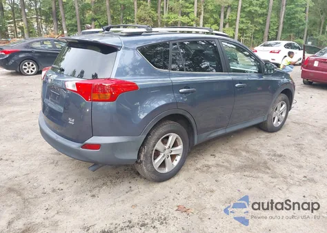 2014 Toyota Rav4 Xle z USA, uszkodzony, nr VIN JTMRFREV8ED077486
